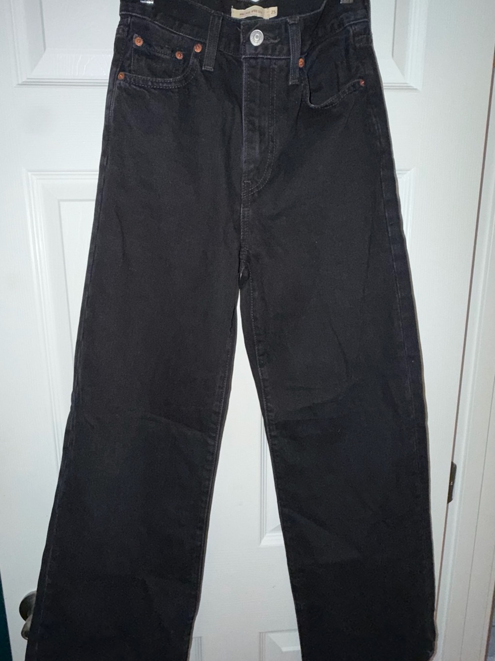 Levi's Ribcage Jeans in Black
